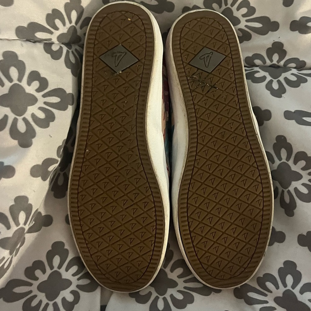 Sperry slip ins - Picture 4 of 4